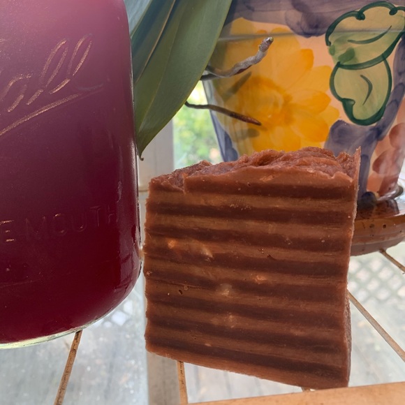 Hau Hele (Hibiscus) Bar Soap - Picture 1 of 3